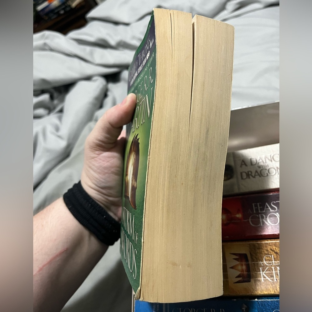 NIB George R. R. Martin's Game of Thrones 5 Book Set - Picture 4 of 10